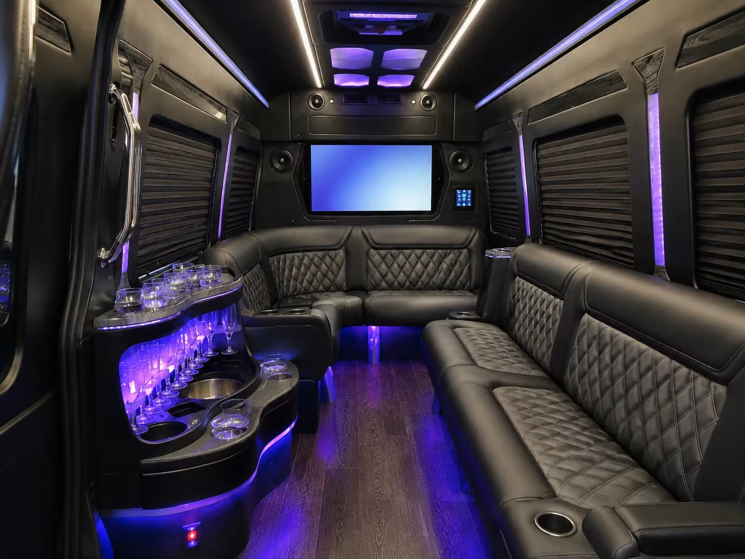 airport transfer shuttles to and from lansing and detroit metro