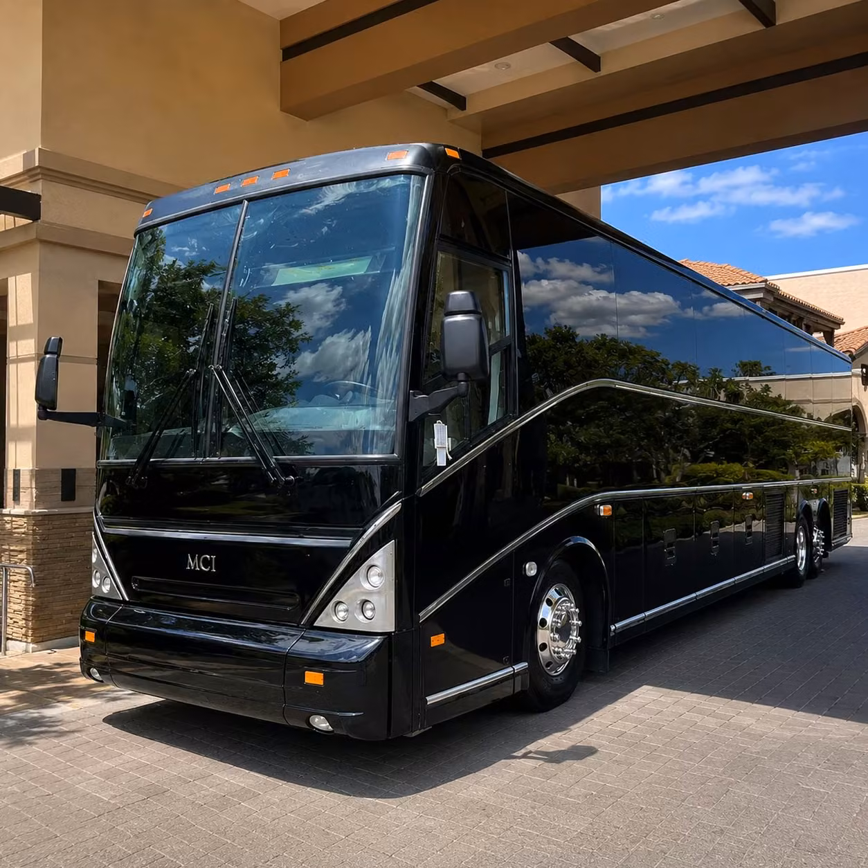 capitol campus and downtown lansing conference shuttle services