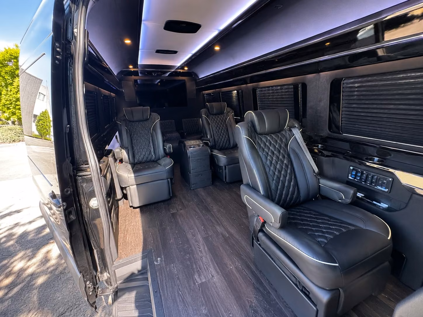 lansing airport shuttle services