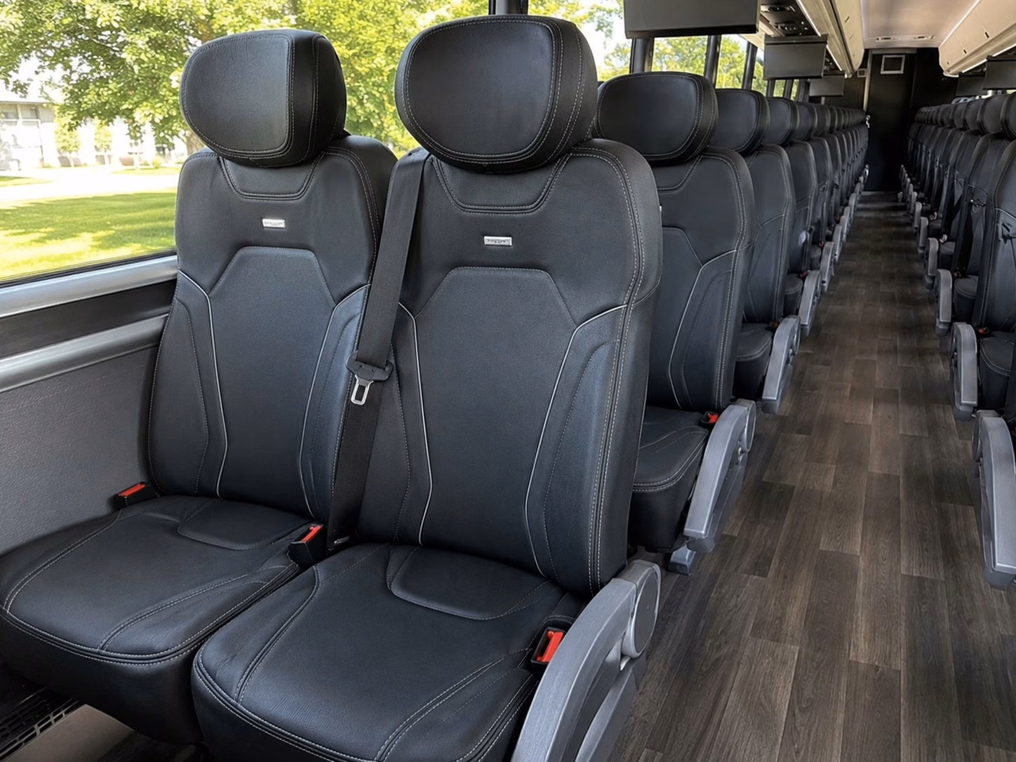 lansing airport transfer charter bus rentals